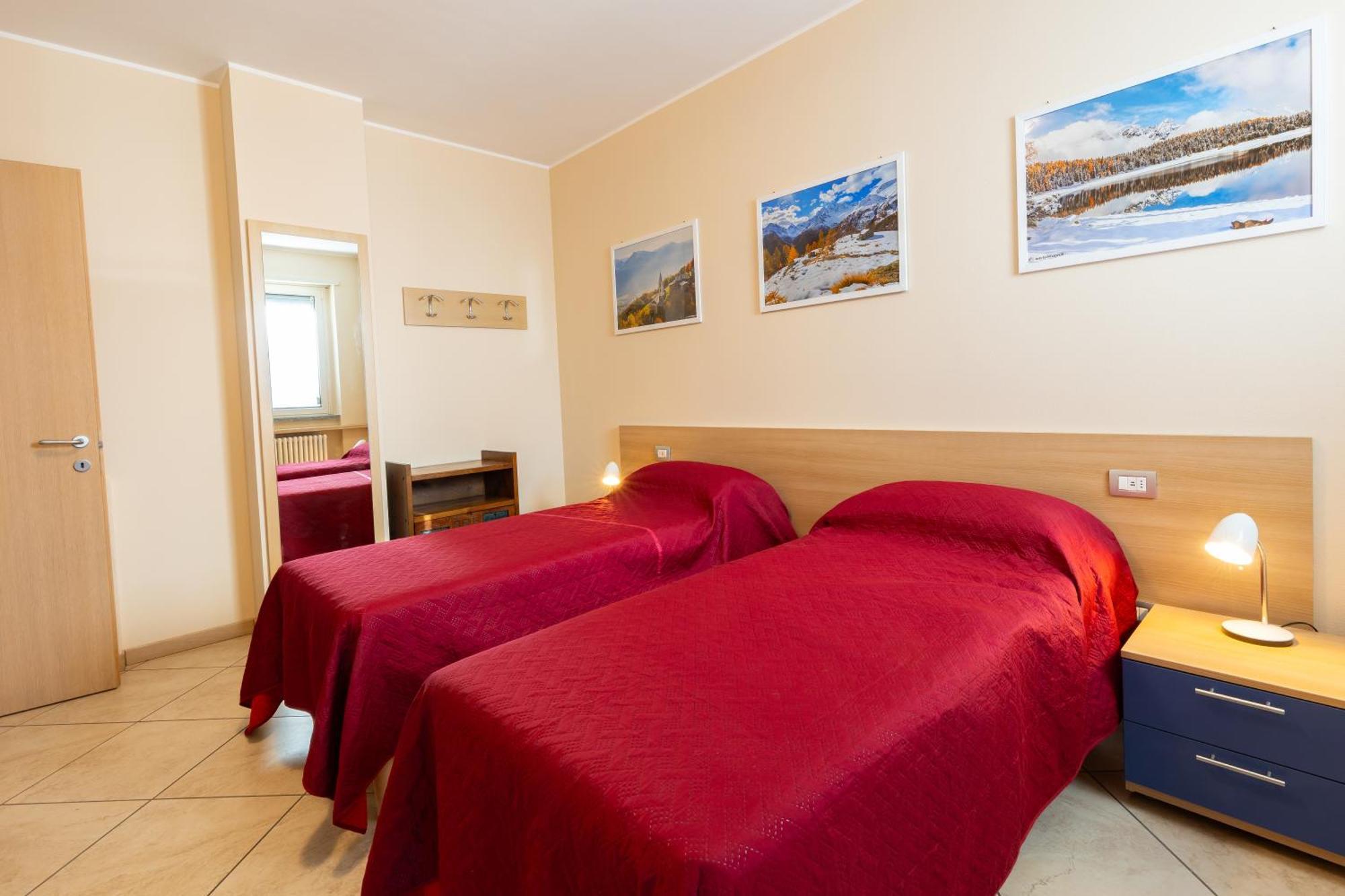 Ferienwohnung Residenza Il Castello Sondrio Exterior foto