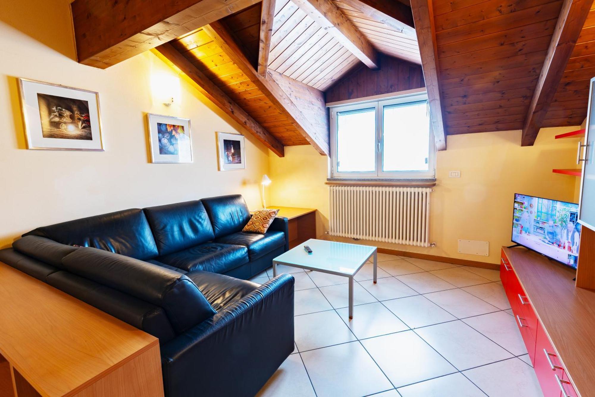 Ferienwohnung Residenza Il Castello Sondrio Zimmer foto